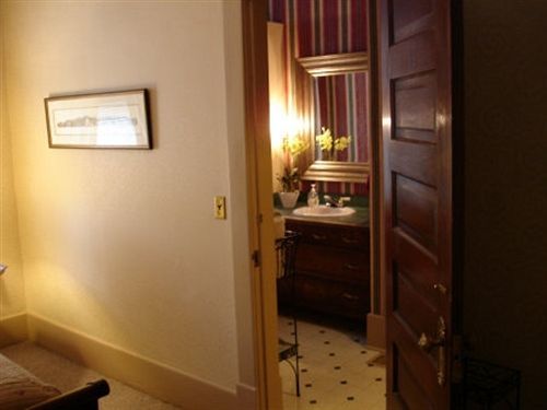 The Lattice Inn Montgomery Buitenkant foto